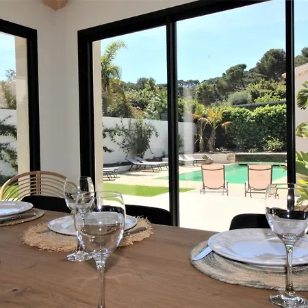 La Madrague-villa/piscine Vue Mer/clim/wifi וילה