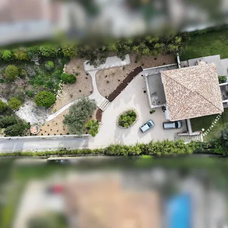 La Madrague-villa/piscine Vue Mer/clim/wifi הייר